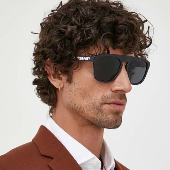 BURBERRY Sunglasses BE4396U Wren 300187 Black/Dark Grey Men NEW - Picture 1 of 13
